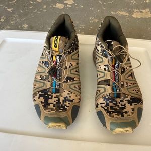 Men’s Solomon shoes